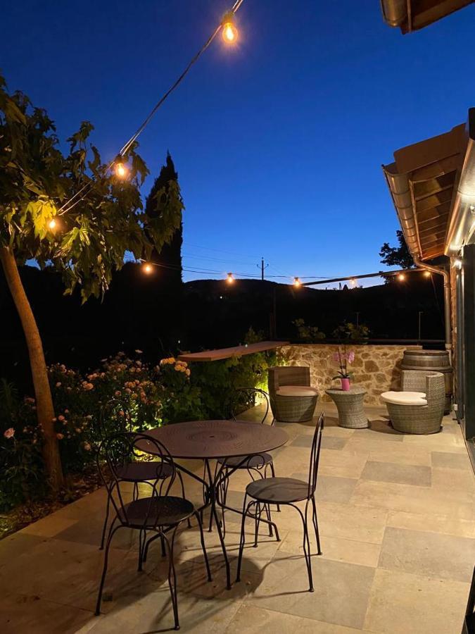 Gite De Charme 5 Etoiles Pour Couple Avec Sauna Et Jacuzzi Exterieurs Privatifs Peaugres Exteriér fotografie