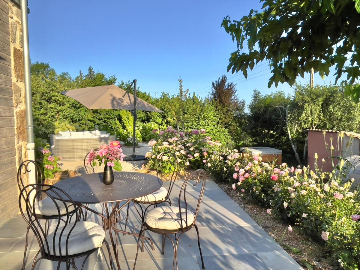 Gite De Charme 5 Etoiles Pour Couple Avec Sauna Et Jacuzzi Exterieurs Privatifs Peaugres Exteriér fotografie